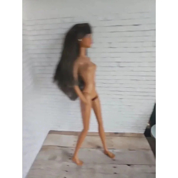 Mattel Barbie Cali Girl Kayla Lea Nude Beach Feet Doll Tattoo Big Eyes Rare - Picture 3 of 5